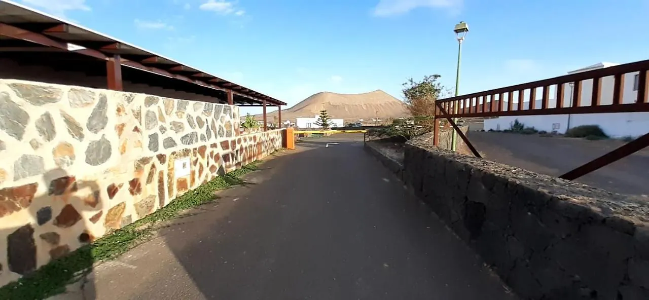 Cabanas Volcan Capellania Tinguaton Spain